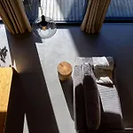 Earthen - Natural Luxury Family Retreat With Sauna And Private Garden *