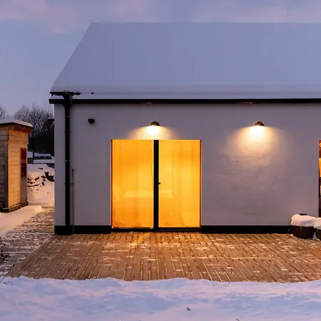 Сasa de vacaciones Earthen - Natural Luxury Family Retreat With Sauna And Private Garden *