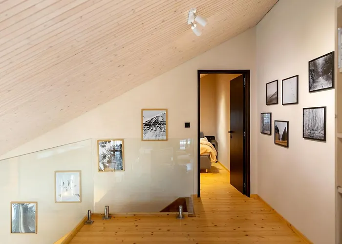 Vakantiehuis Earthen - Natural Luxury Family Retreat With Sauna