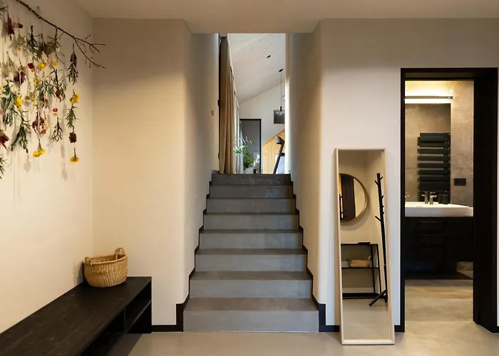 Earthen - Natural Luxury Family Retreat With Sauna